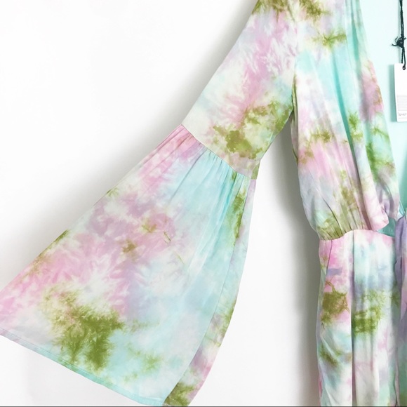 Tie Dye Plunging neckline long sleeve romper Sz S - Picture 3 of 7